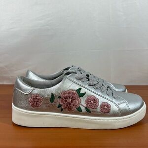 comfortview Silver Sneakers with Pink Floral Embroidery